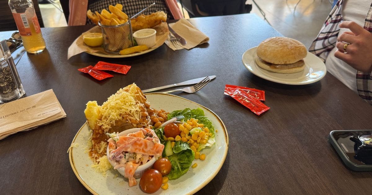 Lunch at Jordans Mill cafe places to eat Biggleswade Bedfordshire