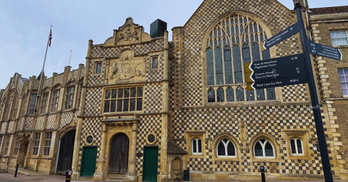 Kings Lynn trinity guildhall history architecture things to do