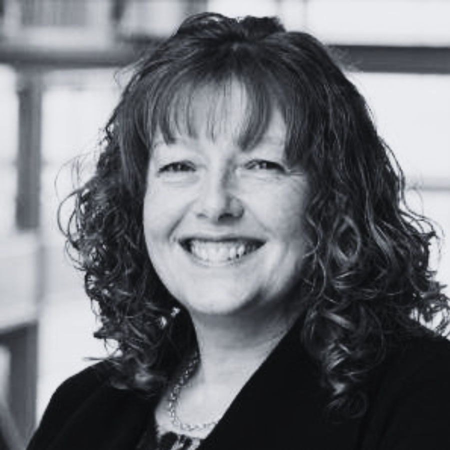 Author Sarah Grove