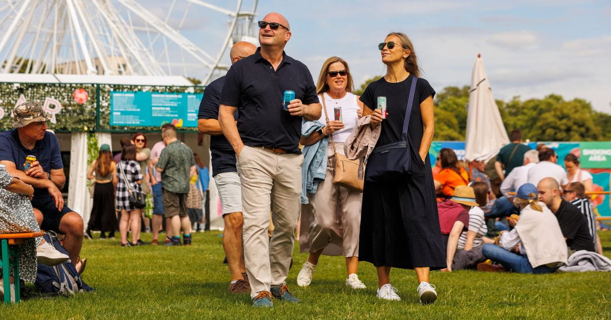 Summer comedy festival Cambridge photo by Lloyd Winters
